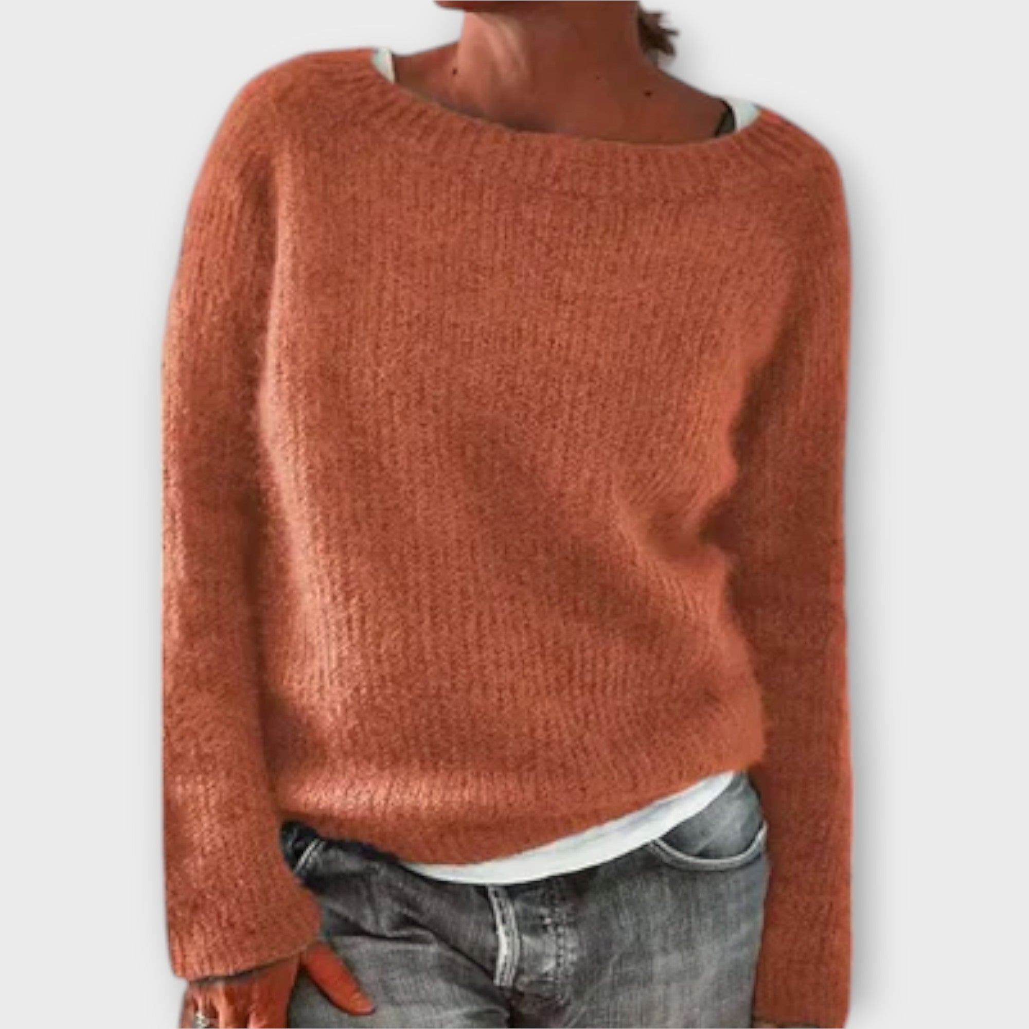 Jednokolorowy sweter dzianinowy