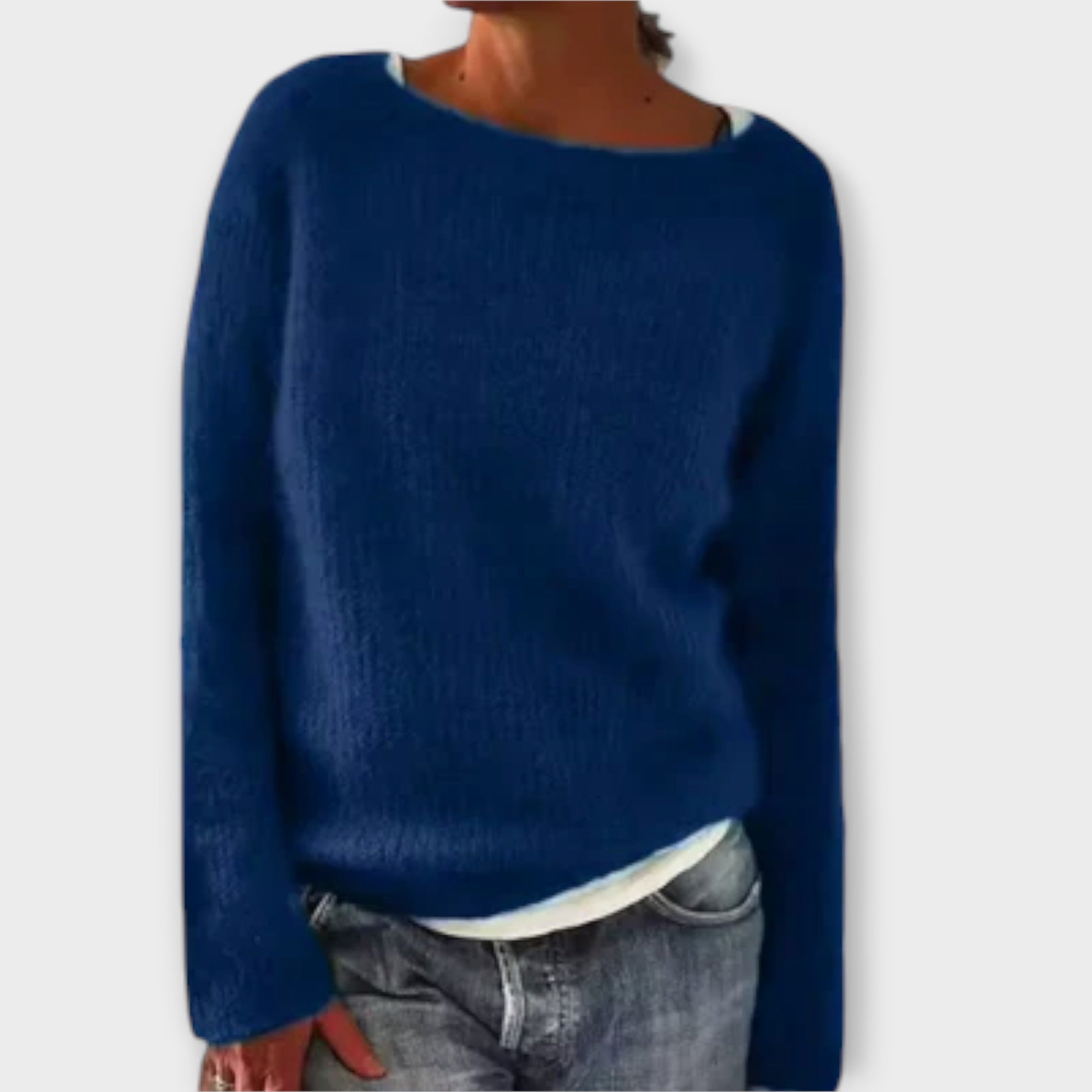 Jednokolorowy sweter dzianinowy