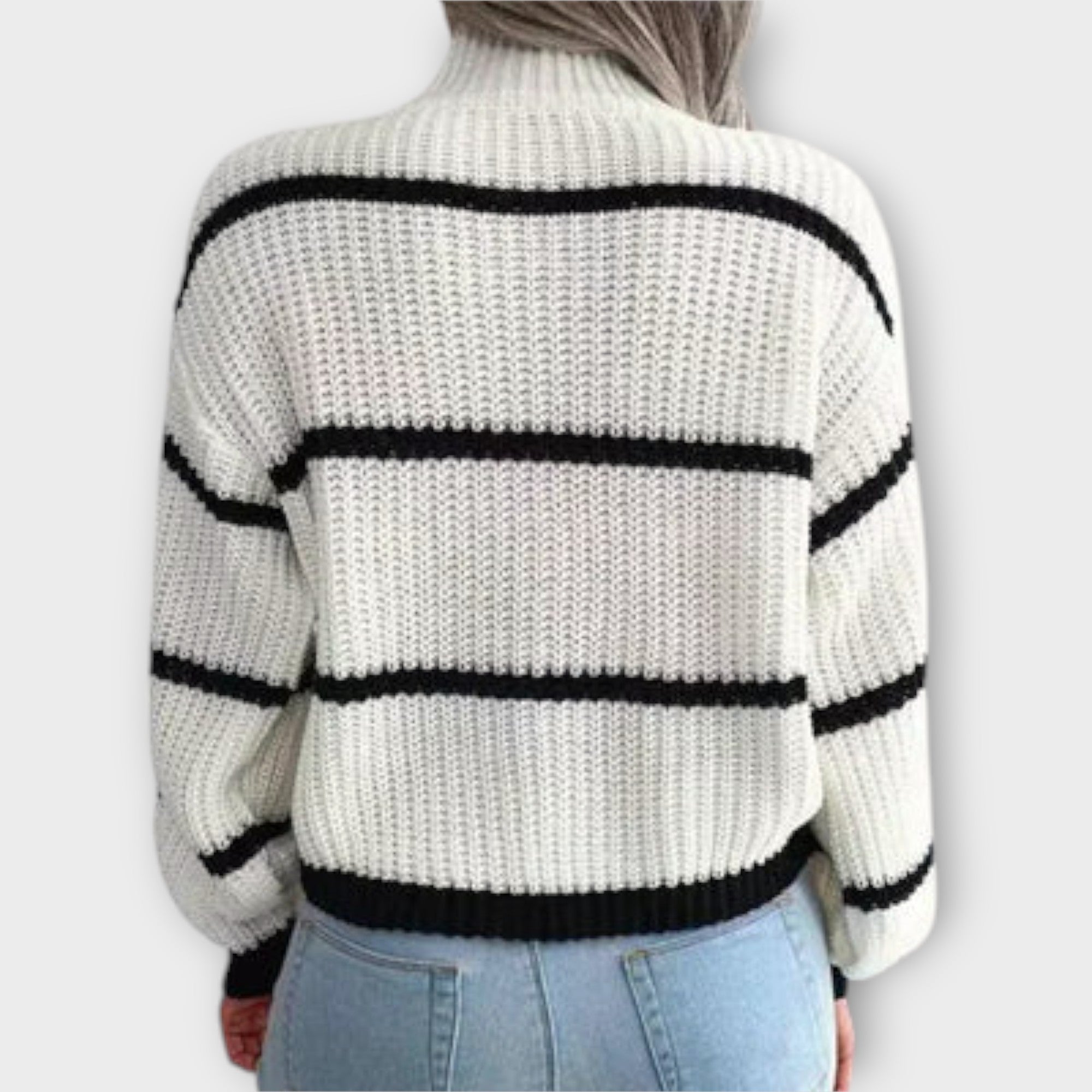 Sweter w paski